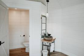Alexandria House | Grain Bin Luxury on Environmental Lake #5