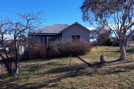 Adaminaby House | Maureen's Place- Adaminaby All Year Accommodation