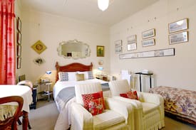 Port Chalmers Villa | The Manse Bed and Breakfast Port Chalmers