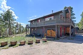 Estes Park House | Whispering Pines Retreat