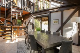 Tofino House | Brick House: steps away from the beach!