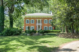 Covington House | Dixie Manor- Luxurious, Charming and Historic!