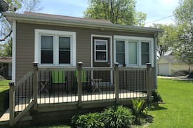 Selkirk Cabin | Featherstone Point