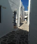 Parikia Apartment | Jason’s Apartments Paroikia, Paros.