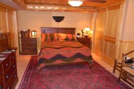Old Forge Villa | Hummingbird Cove (Old Forge)