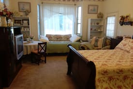 Santaquin Other | Rockin' Robbins Ranch: The Garden Suite