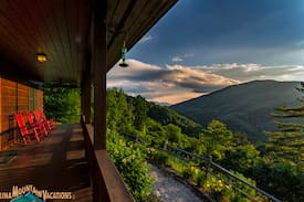 Topton Cabin | A Stags Crossing