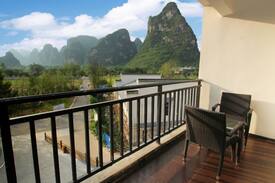 Ten Mile Gallery Hotel | Yangshuo Spring Highet Hotel