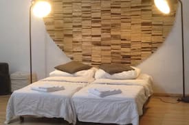 Bergheim Apartment | Modern Creative Spacious Loft (ideal for groups!)