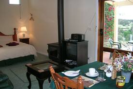 Guildford Bed & Breakfast | Celestine House B&B - Studio