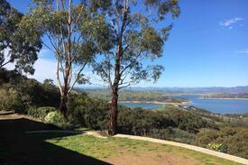 Bonnie Doon House | Paradox Views Bonnie Doon sleeps 10