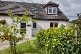 Lamlash House | Alice's Wonderland Vegetarian BnB