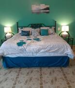 Indian Lake Estates Hotel | King Bed Room at JJ’s Motel