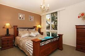Hawthorn House | Holiday Home @ 4/69 Wattle road Hawthorn