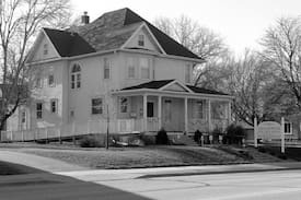 Stewartville House | WS Davis Mansion - Stewartville Heritage House
