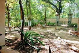 Tiruvannamalai House | Red Room, Purity - Bose Compound