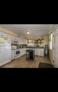 Surfside Beach House | Sandy Cheeks Beach House sleeps 13