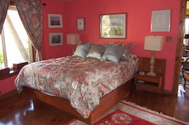 Greeneville Bed & Breakfast | Serenity Cove Natural Healing Bed and Breakfast