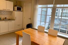 Haarlemmerbuurt Apartment | Amsterdam historic center apartment Langestraat