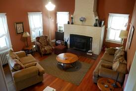 Mascot House | Turtle Rock Retreat - NOW WITH WIFI!