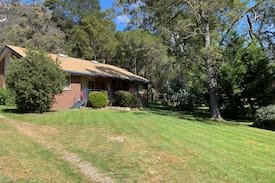 Halls Gap Apartment | Sundial Holiday Apartments - A1