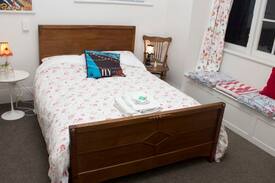 Bluff Hill House | Bluff Hill Hideaway