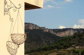 Cornudella de Montsant House | Siurana Climbing House