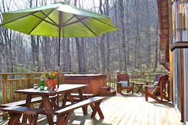 Swannanoa Cabin | Hip Little Cabin on the Hill
