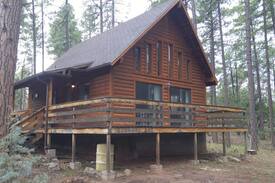 Payson Cabin | 2L Bar Bunkhouse