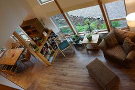 Rossland Villa | Red Fox Hideaway Upstairs House