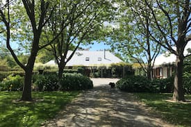 Hawkesbury House | Mill Stream Cottage - a luxurious rural retreat