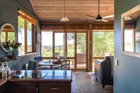 Elevated Plains Cabin | 'Audrey's of Hepburn' cottage set in nature