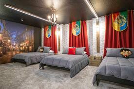 Kissimmee Villa | VILLA* Sleeps 25* Private Pool *GAME ROOM* Theater
