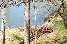Franklin House | A Great Riverbend Escape