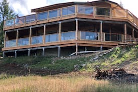Salt Spring Island House | Majestic View B&B