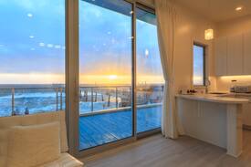 Sharp Park Apartment | Luxury Beachfront Penthouse Near SF (Blue Wave 3)