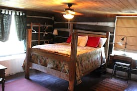 Martinsburg House | Harrigan's Historic Hideaway
