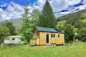 Hauderes Villa | Swiss Tiny Chalet