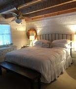 Ashley Oaks Cabin | A fairy tale log cabin on Melton Hill Lake.