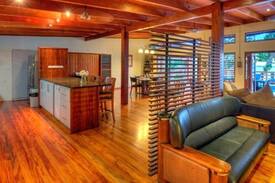Tagaqe House | BeachFront Private Villa