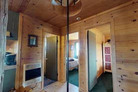 La Sal Cabin | Wolf Springs Ranch Retreat