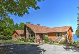 Mountain Home House | Luxury Lakeview Lodge Sleeps 30 with Heated Pool.