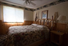 Cook Resort | Elbow Lake Lodge - Woodside Suite
