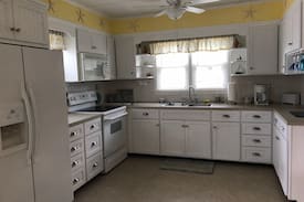Carteret County Cabin | Mermaid Lookout Cottage