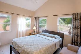 Valley Church Cabin | Orange Valley Cottages-"Gadija"