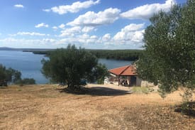 Velim Cabin | My private beach house