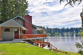 Clinton House | Friesen's Lake House