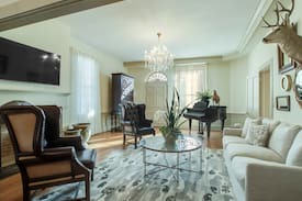 Kingston House | The Gideon Morgan - Charming Historic Landmark