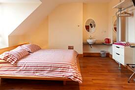 Colchester Bed & Breakfast | Four Sevens B&B: Room 1 ( Max 3 persons ,En suite)