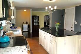 Red Oaks Mill House | Sheldon hi-top-quick drive to all!